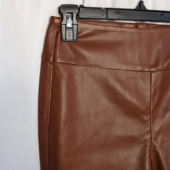 Blank NYC When It's Love Pant Flare Vegan Leather Brown Size 26 - Picture 3 of 5